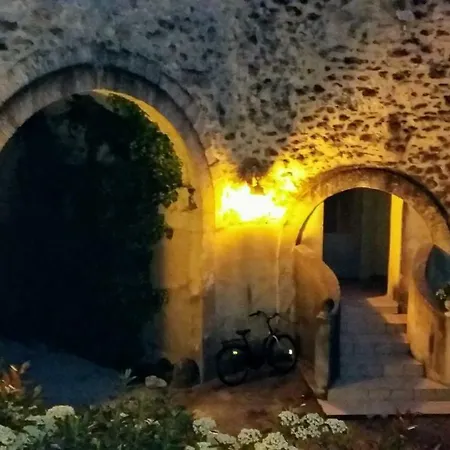 Au 5 De La Source - 3*