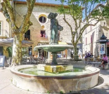 Au 5 De La Source - 3* * Uzès